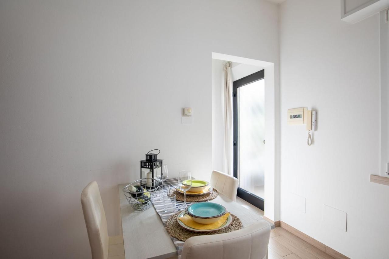 Bilocale Con Giardino A 200Mt Dal Mare - Homeunity Rimini Buitenkant foto