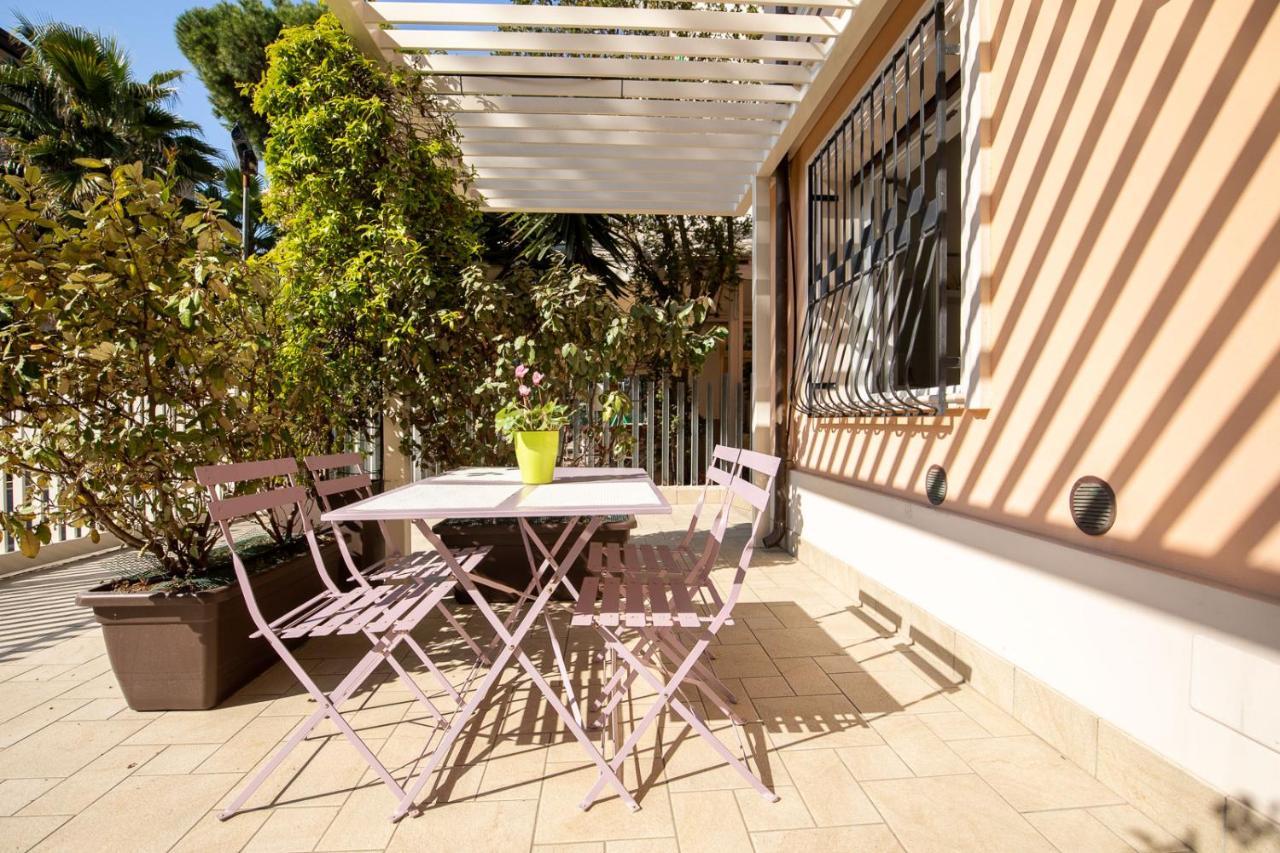 Bilocale Con Giardino A 200Mt Dal Mare - Homeunity Rimini Buitenkant foto